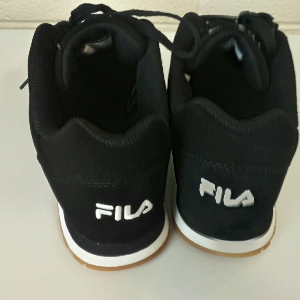 Fila - Picture 4 of 7